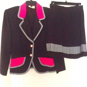 Women’s suit
